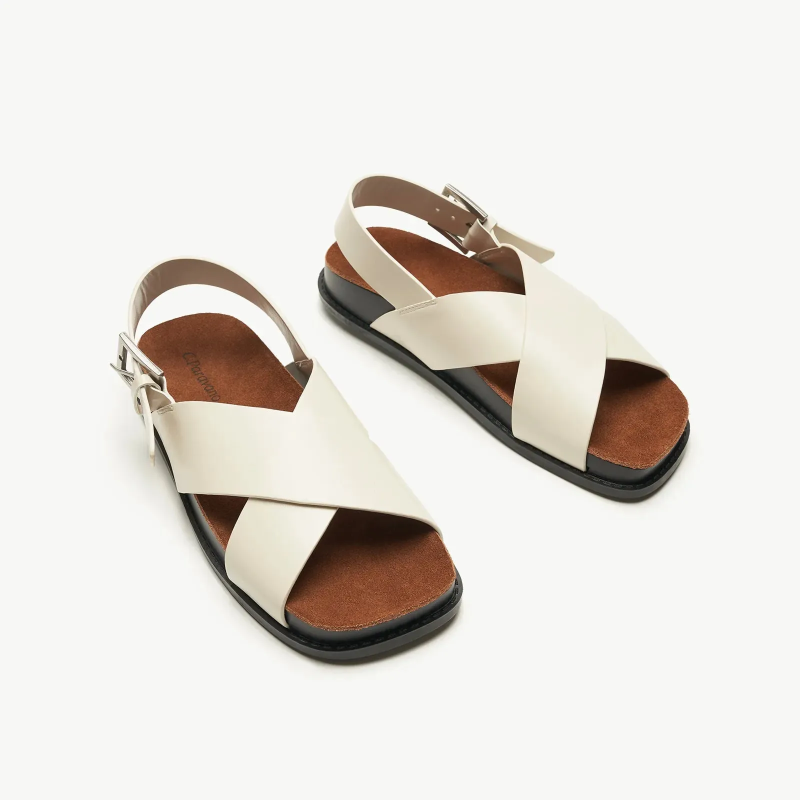Crisscross Design Sandals (Cassandra）