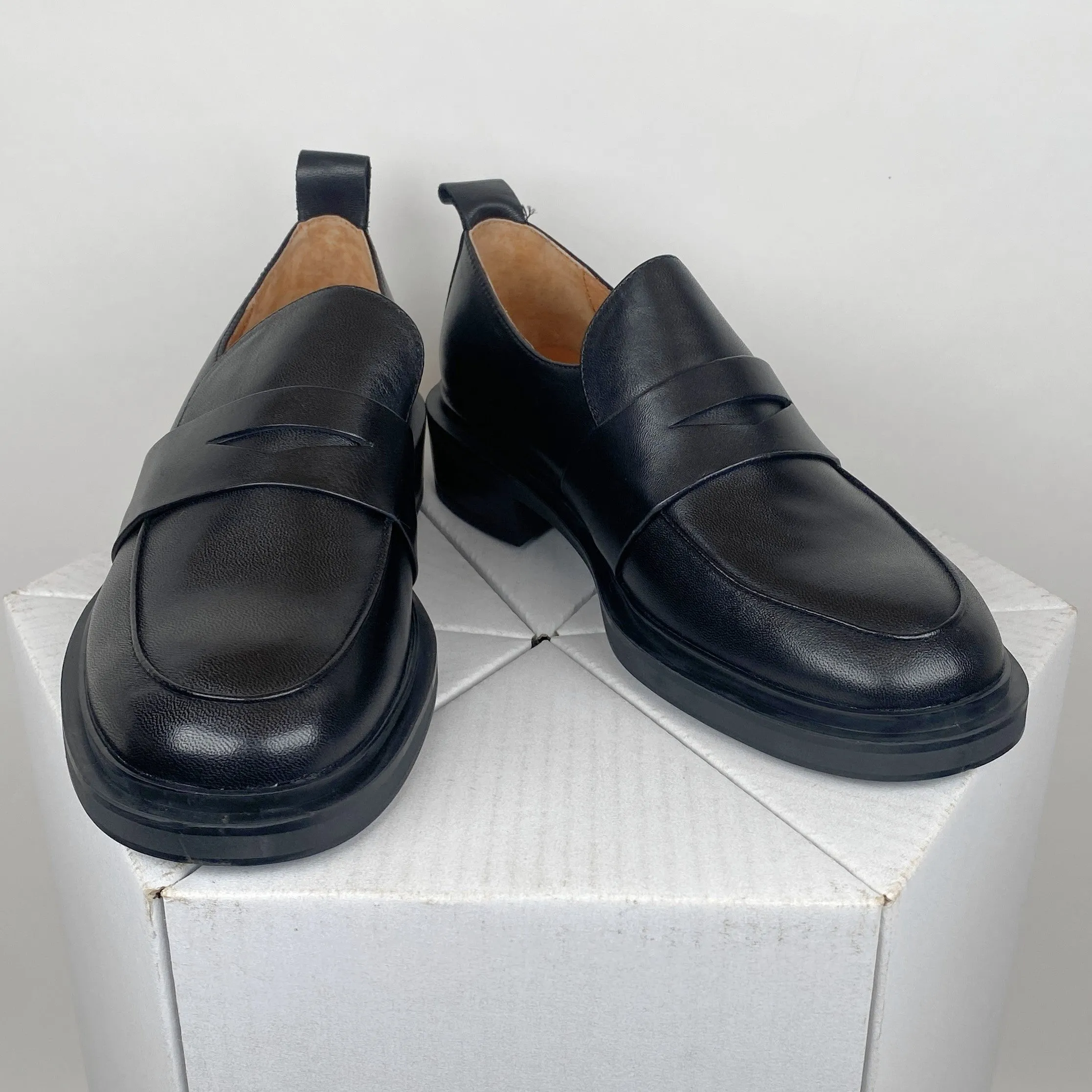 Eos coia black