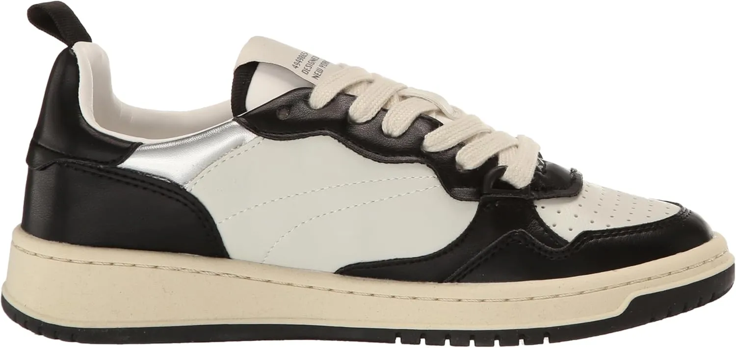 Everlie Sneaker