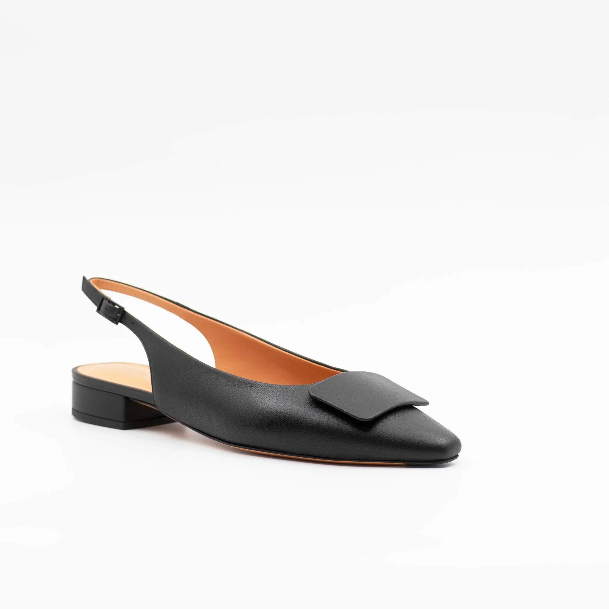 Flat Slingback in Black
