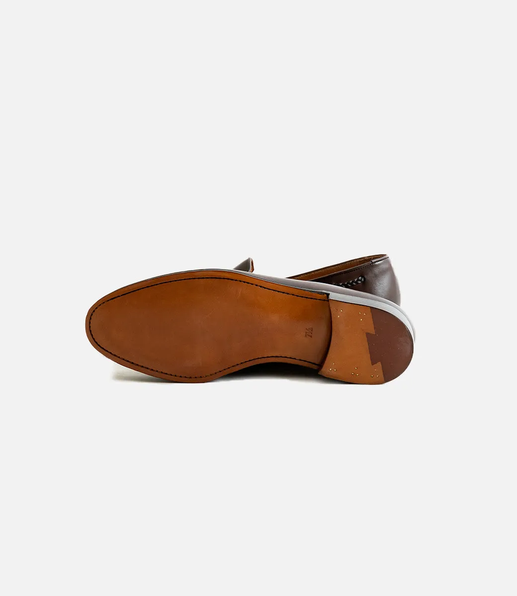 Fugashin Hawthorn Tassel Dark Brown Calf