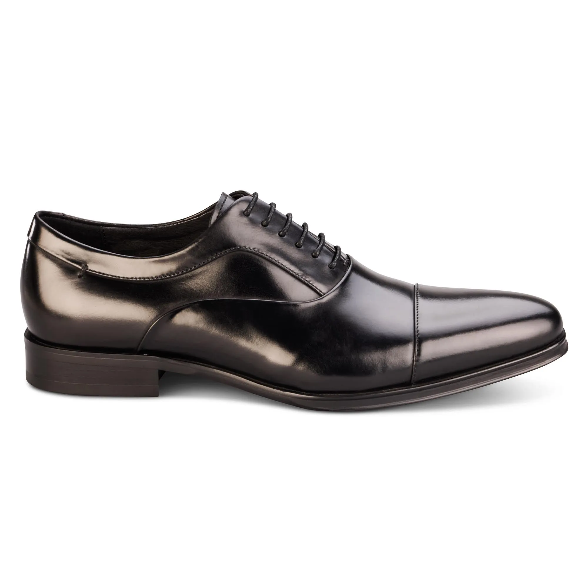 Guildhall Black Capped Oxfords