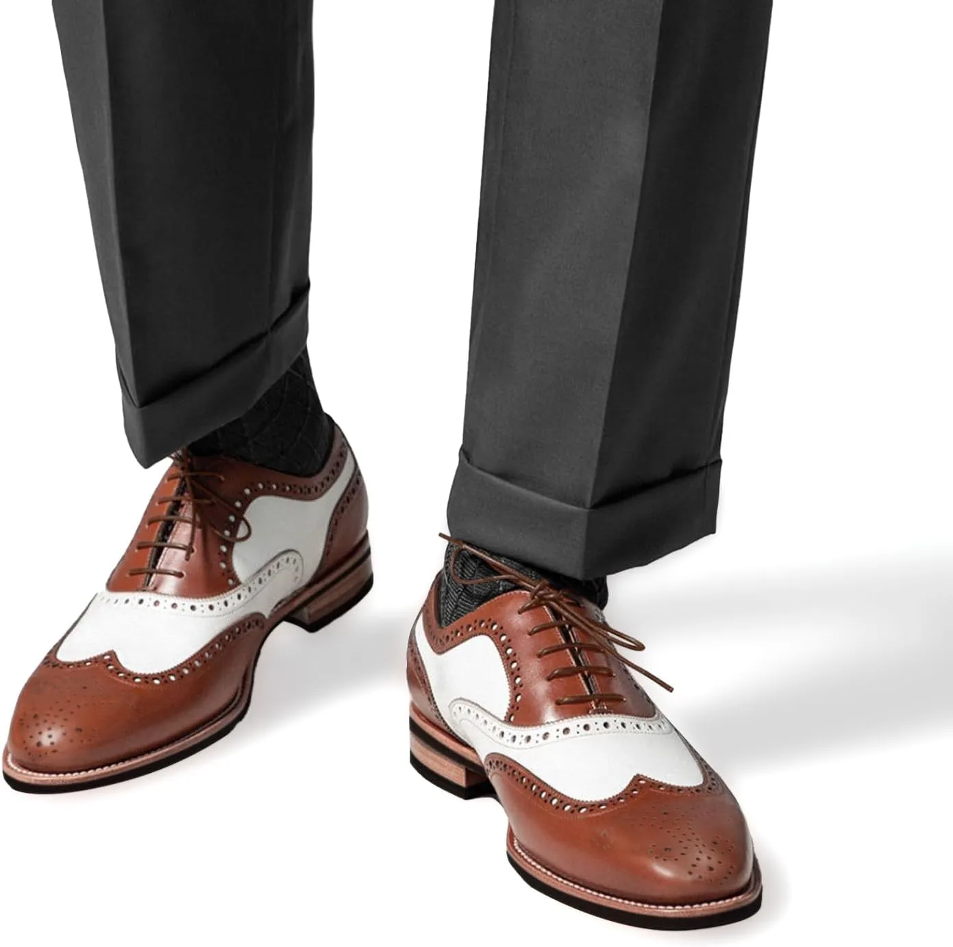 Men Dress Shoes Black and White Wingtip Tow Tone Oxford Shoes