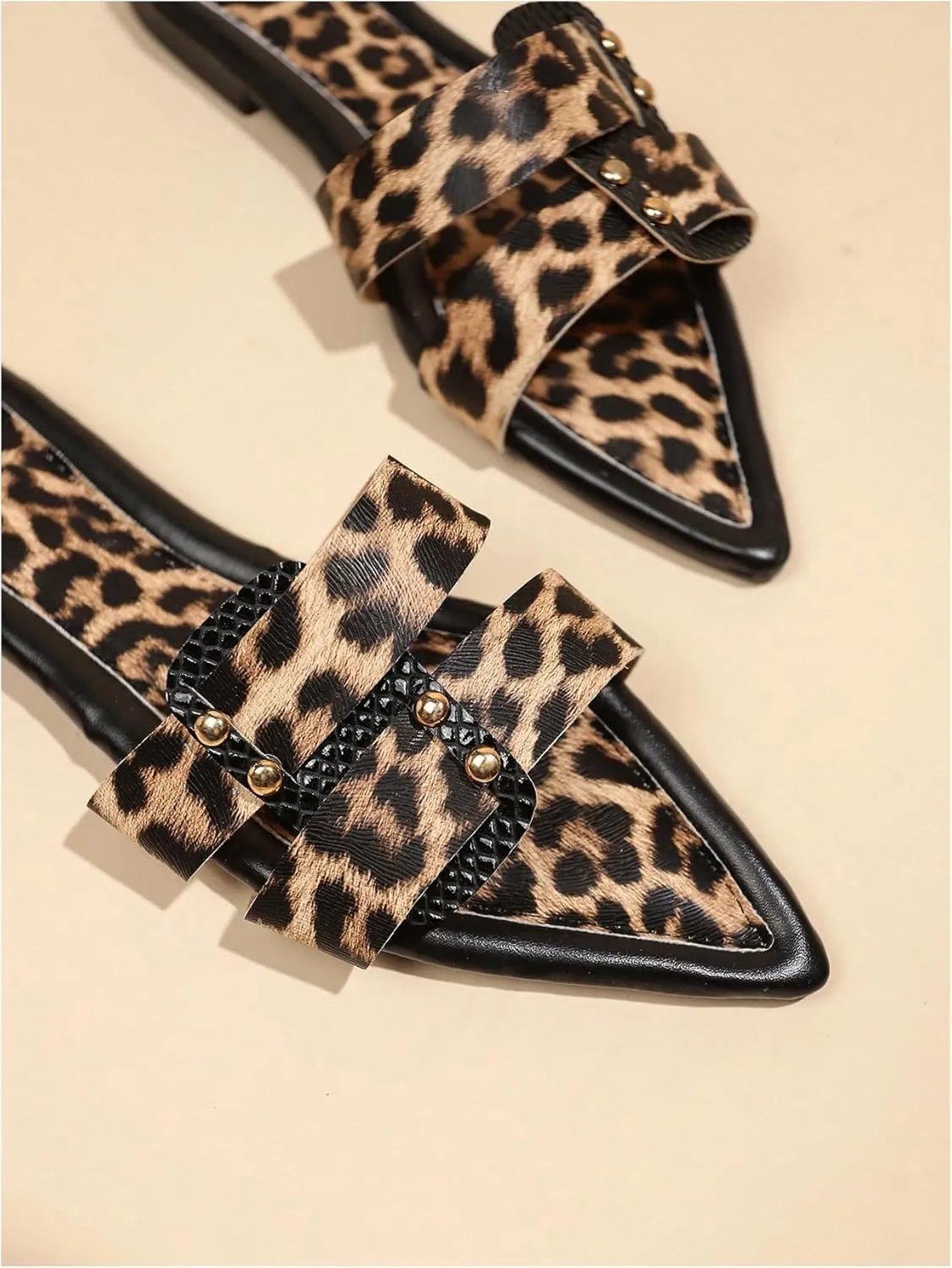 OYOANGLE Women's Leather Leopard Print Sandals Pointed Toe Slip On Flat Sandals Y2K Casual Trendy Slide Shoes