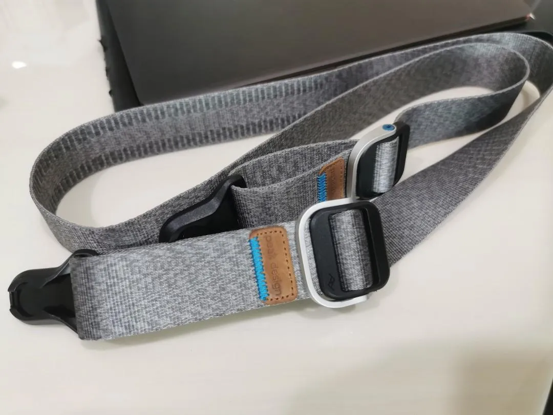 Peak Design Slide Lite V3