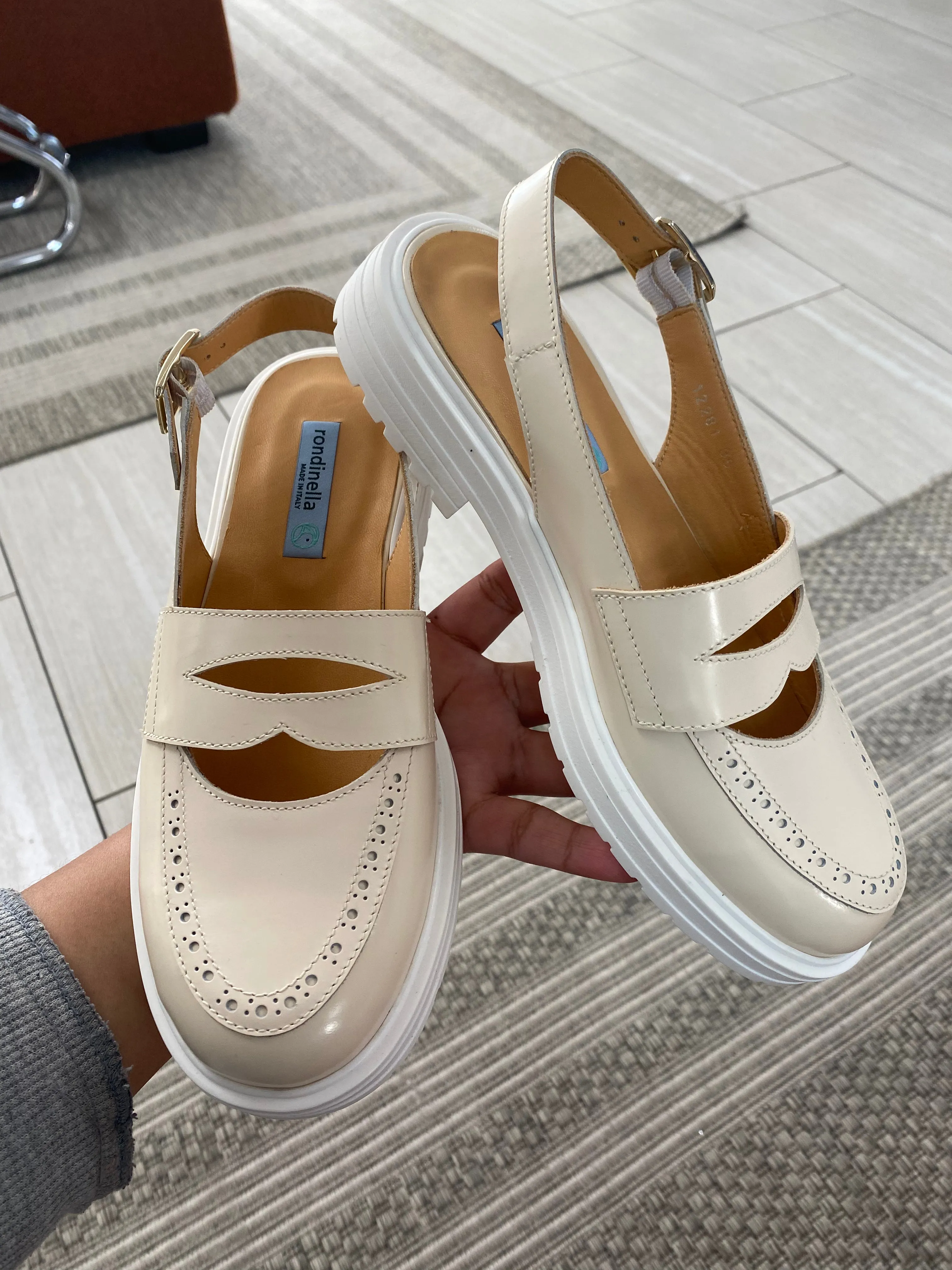 Rondinella Cream Florentic Loafer Mule