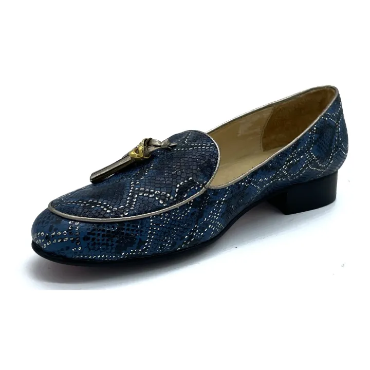 Sapphire Loafer