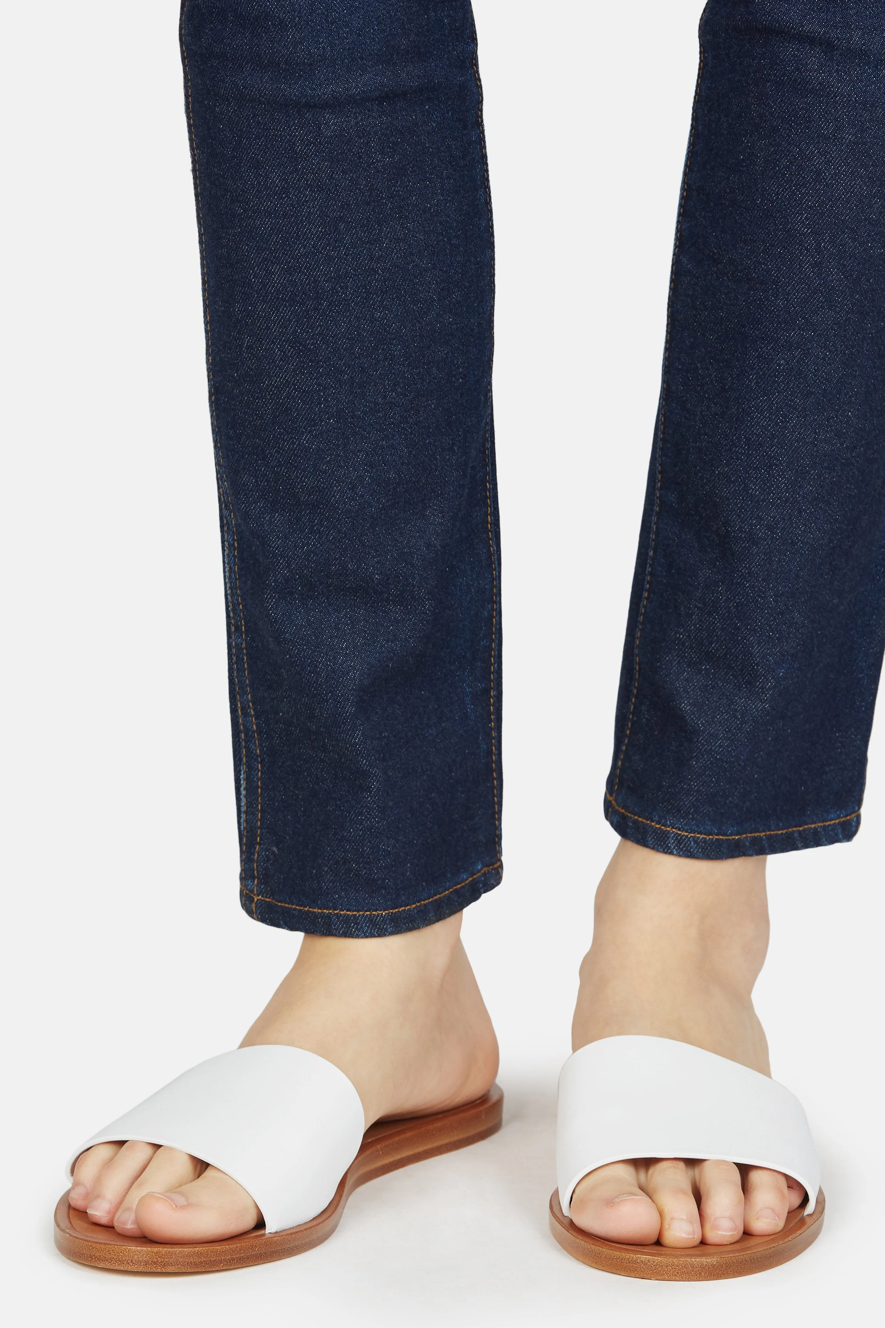 Slide in Leather - White