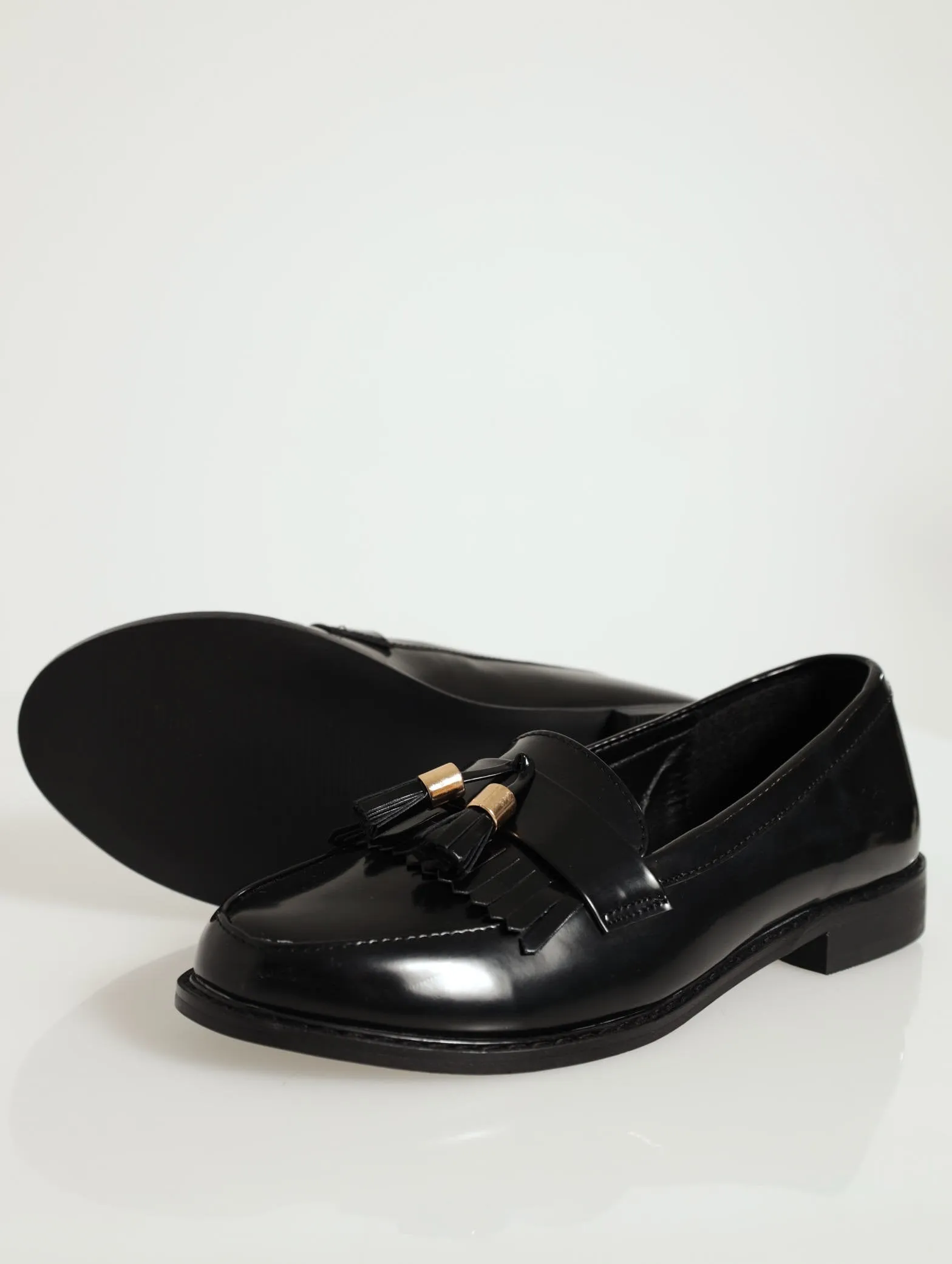 Tassel Loafer - Black