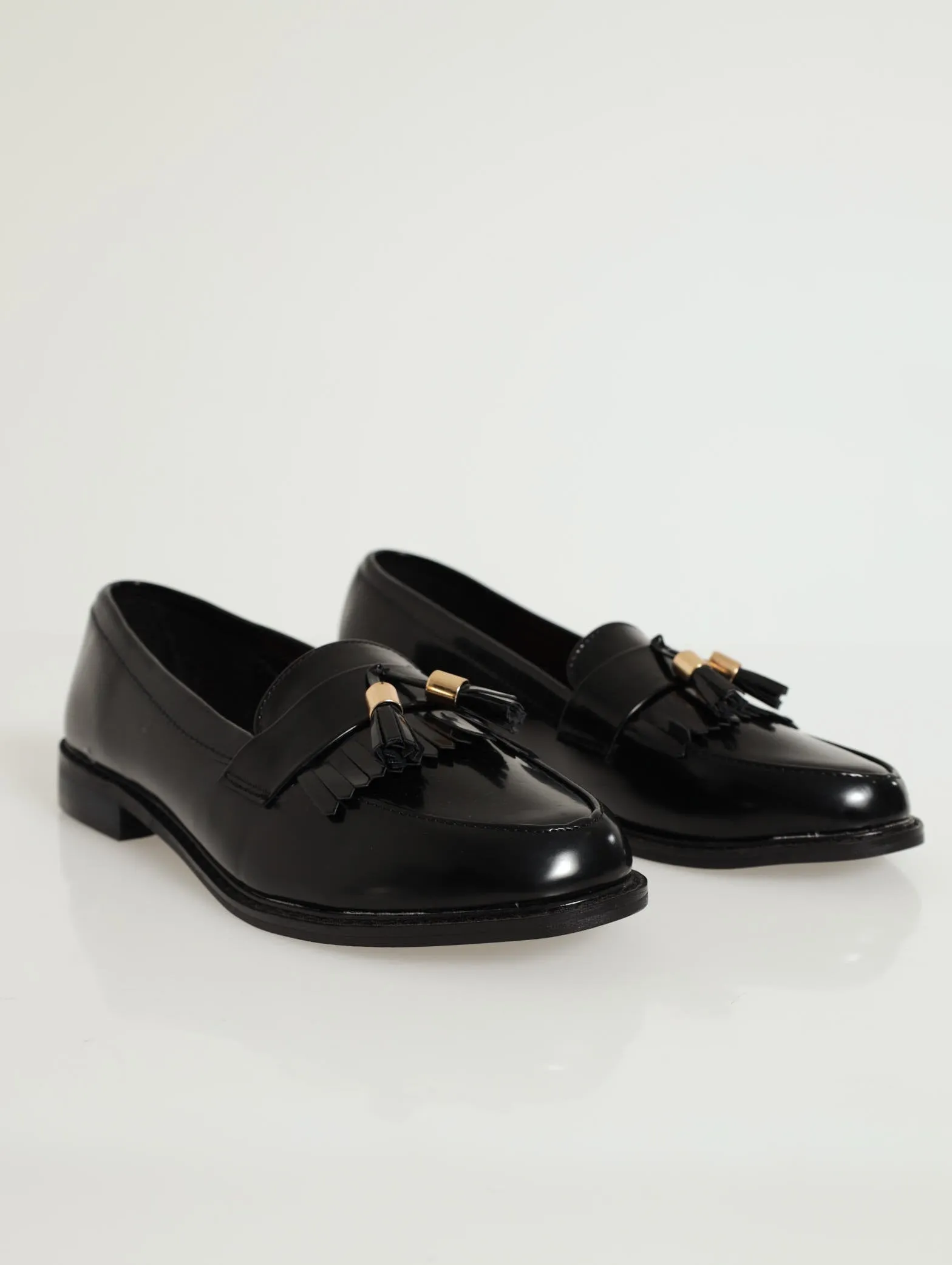 Tassel Loafer - Black