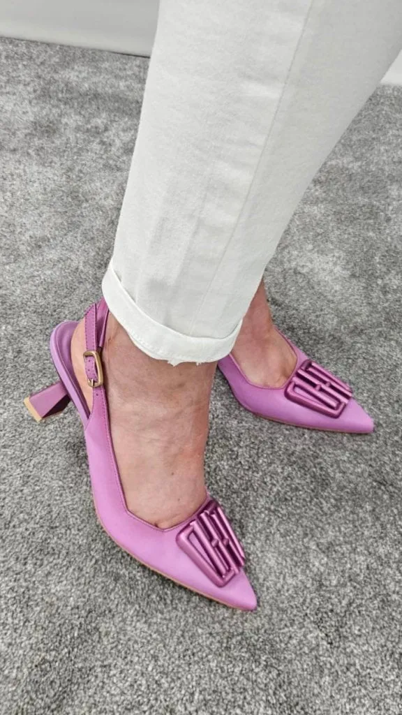 VIOLET