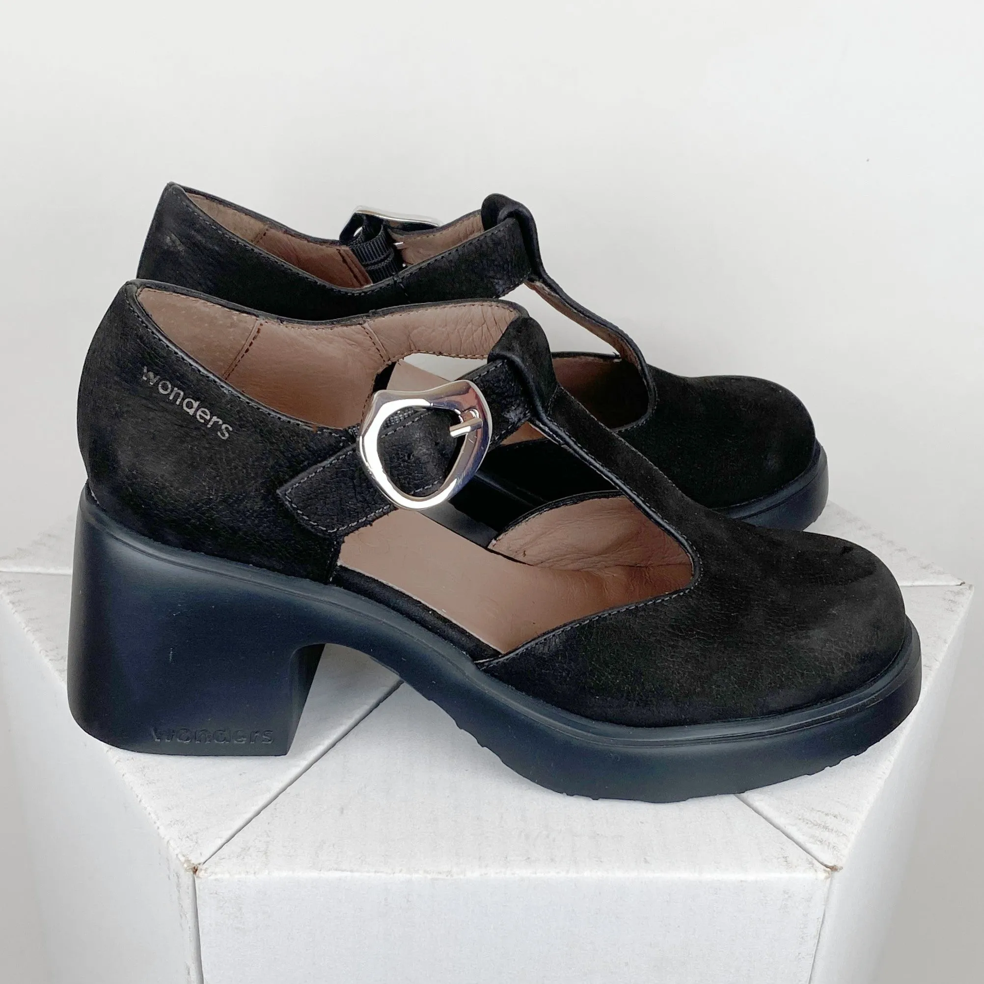 Wonders Anais Black nubick