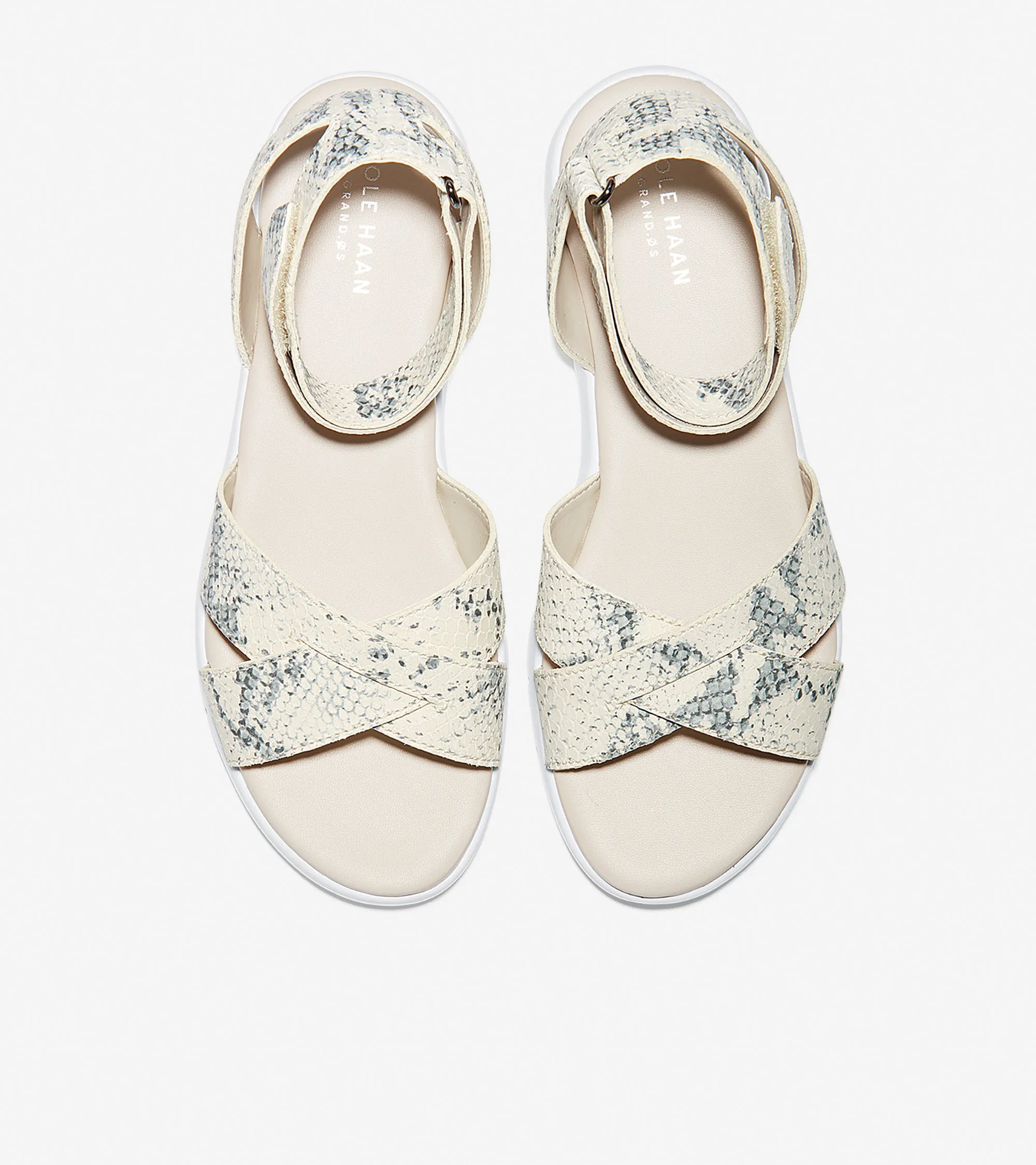 ZERØGRAND Cross Strap Sandal